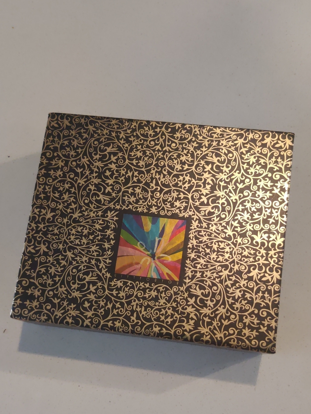 Korean LacquerWare Mother of Pearl Business CardBox....New in Original Box...